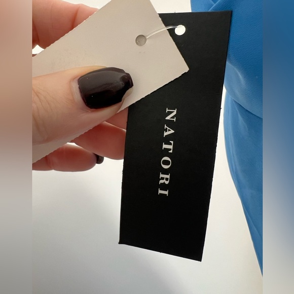 New- Natori blue button down blouse top in Medium - Picture 4 of 5